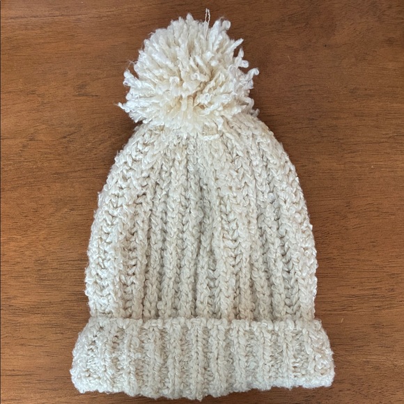 Free People Accessories - Free People winter hat